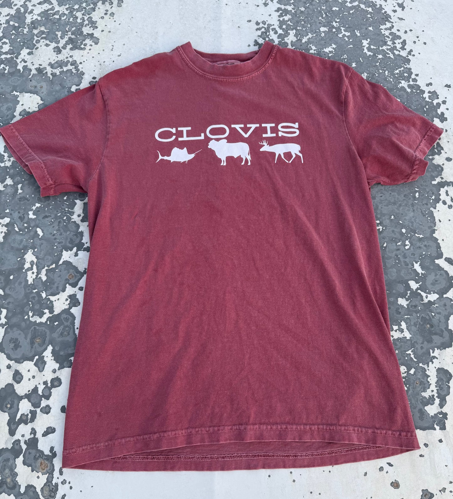 CLOVIS TEE